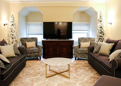 Oaks Manor upstairs living room